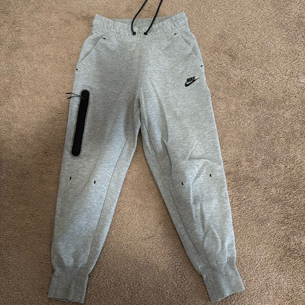 Nike joggers